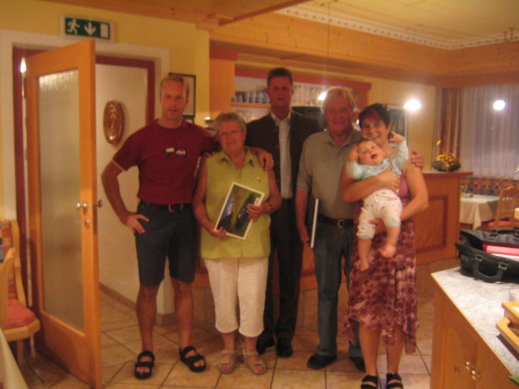 ניוסטיפט אים סטובאיטל Alpenpension Elferblick מראה חיצוני תמונה